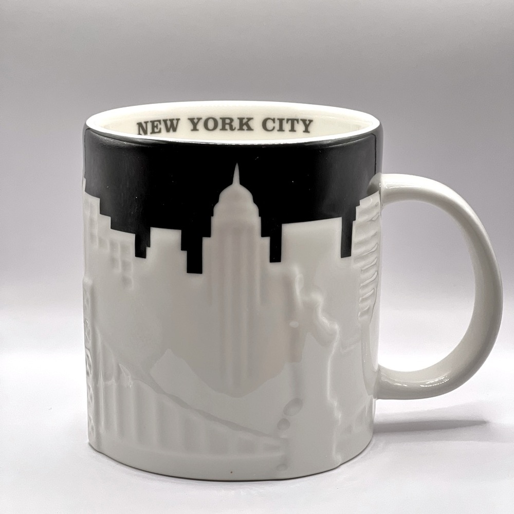 STARBUCKS NEW YORK CITY MUG 2012 Skyline Taxi Collector Series